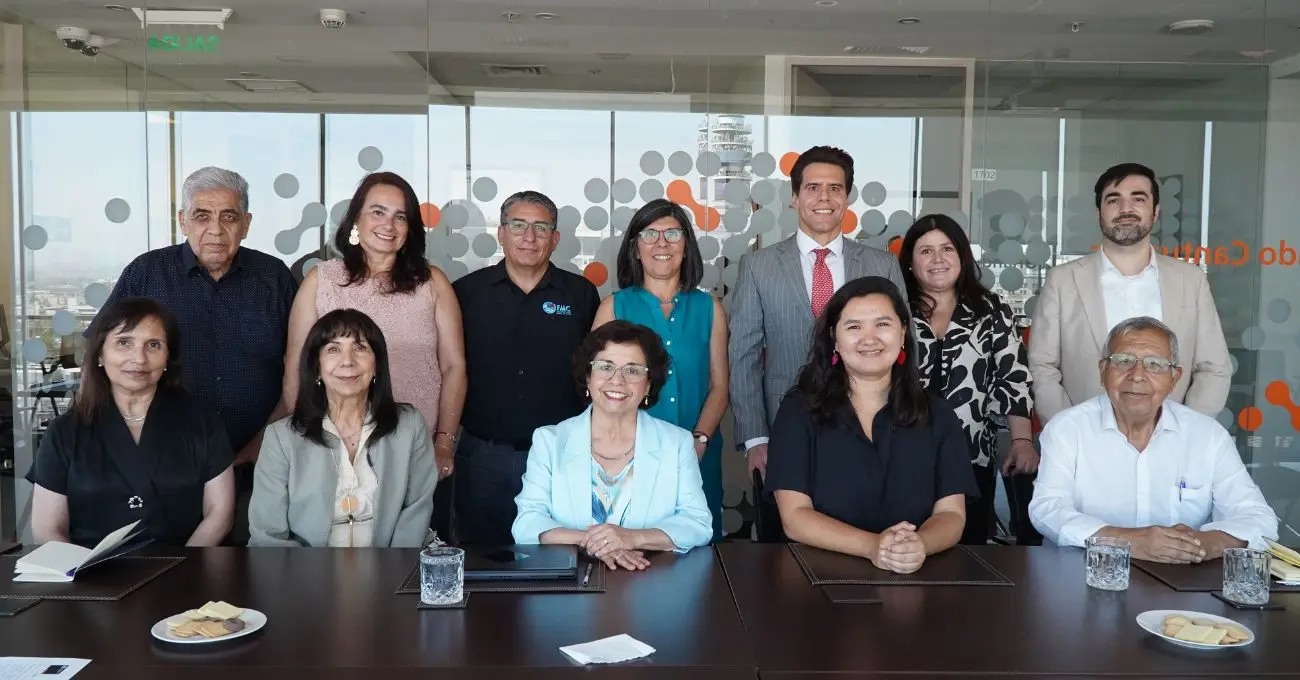 Autoridades del Ministerio de Minería sostienen último encuentro con el COSOC