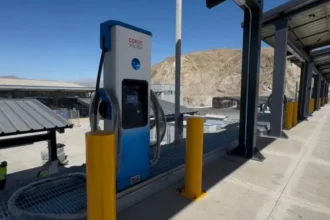 Avanza el proyecto de buses eléctricos en Copiapó: realizan conexión eléctrica en terminal de carga