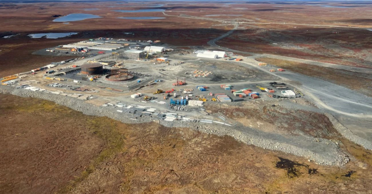 B2Gold proyecta reducción de 18,000 a 20,000 onzas de oro tras incendio