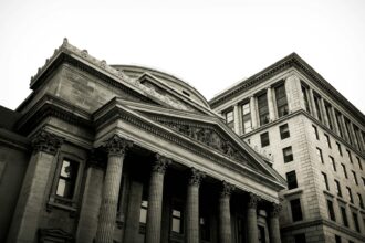 Banco Central mantiene tasa de interés ante alza histórica del combustible