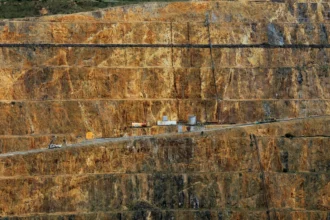 Barrick anuncia OPI para activos auríferos en Norteamérica en Nueva York