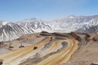 Barrick reordena su negocio en Norteamérica y designa equipo clave para avanzar con IPO en 2026