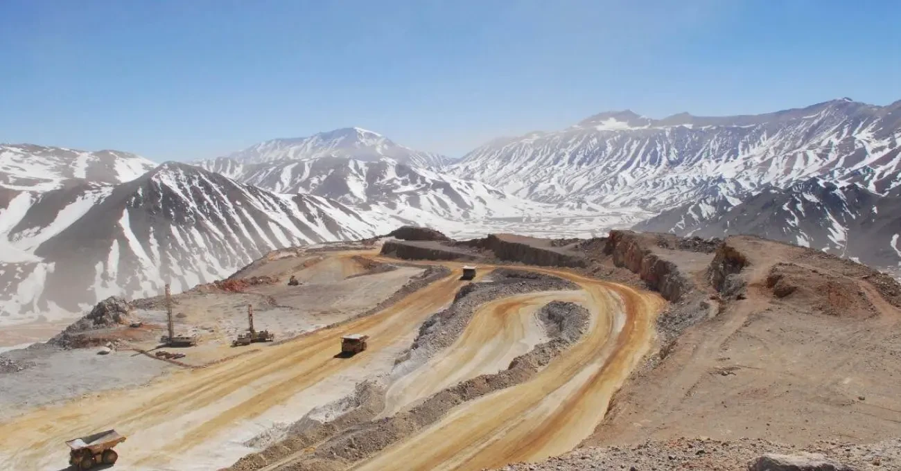 Barrick reordena su negocio en Norteamérica y designa equipo clave para avanzar con IPO en 2026