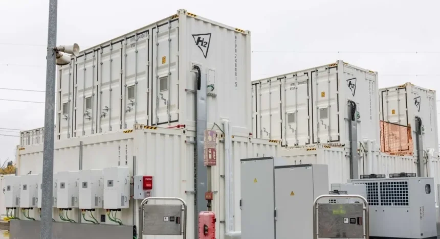 Batería de vanadio: España pone en marcha sistema de 8 MWh que marca un hito en almacenamiento energético