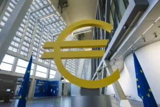 BCE mantiene tasas en 2% y eleva previsión de inflación para 2026 por alza de la energía
