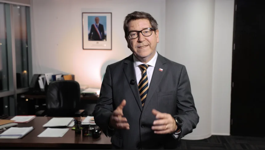 Biministro Mas: "Nos eligieron para reactivar el crecimiento económico de Chile"