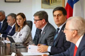 Biministro de Economía y Minería inicia en Antofagasta su primera gira regional