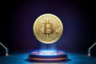 Bitcoin a US$ 120.418 y cerca de su récord histórico