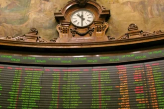 Bolsa chilena recibe con entusiasmo el triunfo de Kast e IPSA roza los 10.500 puntos