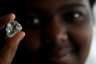 Botswana acelera la jugada maestra: ¿Un nuevo rey en el mercado de diamantes?
