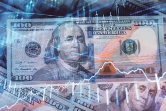 Caída del cobre empuja al dólar sobre los $860 en una jornada de señales mixtas