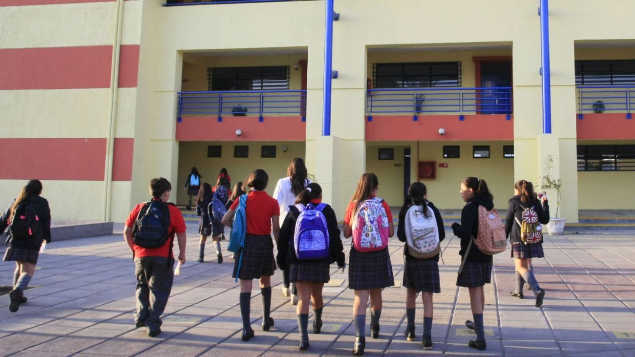 Calendario Escolar 2025 en Chile: Fechas Clave, Vacaciones y Evaluaciones Detalladas