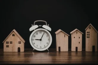 Cambio de hora en Chile: se atrasan los relojes 60 minutos y hay regiones exentas