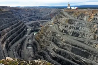Canadá y Brasil activan IA para buscar níquel: mapa conjunto llegaría en 2027 y Brasil pone su mayor reserva minera en juego