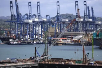 Canal de Panamá: Corte anula concesión de 2 puertos y China acusa a EEUU de “Guerra Fría”