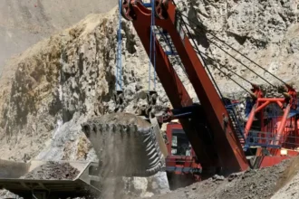 Capstone Copper anuncia inversión de US$360 millones en proyecto minero Santo Domingo