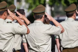 Carabineros abre postulaciones laborales con sueldos hasta $1.053.901: Últimos días