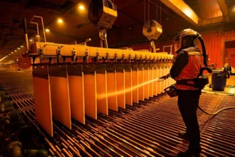 Cátodos de Antucoya logran certificación en LME y COMEX y superan 99,9935% de pureza en un hito clave para Antofagasta Minerals