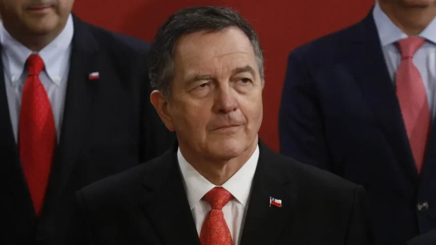 Chile nombra cinco nuevos embajadores para reforzar su presencia internacional