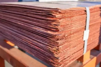 Chile proyecta crecimiento económico en 2026 apoyado por alza en el precio del cobre