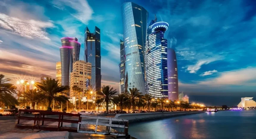 Chilenos en Qatar denuncian abandono tras ataques en medio de crisis regional