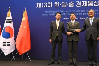 China, Japón y Corea del Sur forman alianza económica para contrarrestar aranceles de Trump y potenciar el comercio de semiconductores