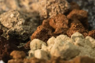 China lidera en tierras raras mientras EEUU enfrenta reserva crítica de dos meses