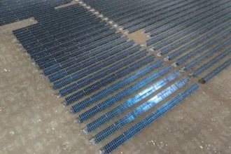 China lidera la transición energética en medio de crisis en el Medio Oriente