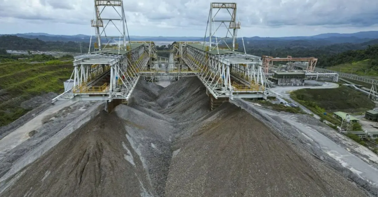 Cobre Panamá: 38 millones de toneladas almacenadas y un potencial de US$892 millones si se autoriza su procesamiento