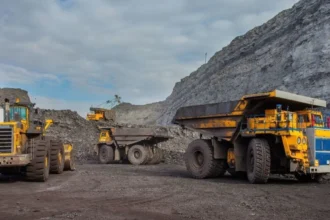 Cochilco advierte altos costos de inversión, energía y mano de obra en la minería chilena