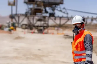 Codelco abre vacantes en varias regiones: revisa los cargos y cómo postular en su plataforma oficial