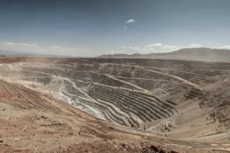 Codelco acelera su cartera de inversiones: aprueban millonaria extensión de Ministro Hales y se activa nuevo proyecto en Radomiro Tomic