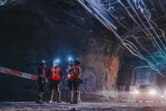 Codelco firma alianza con WASM para impulsar minería subterránea sostenible