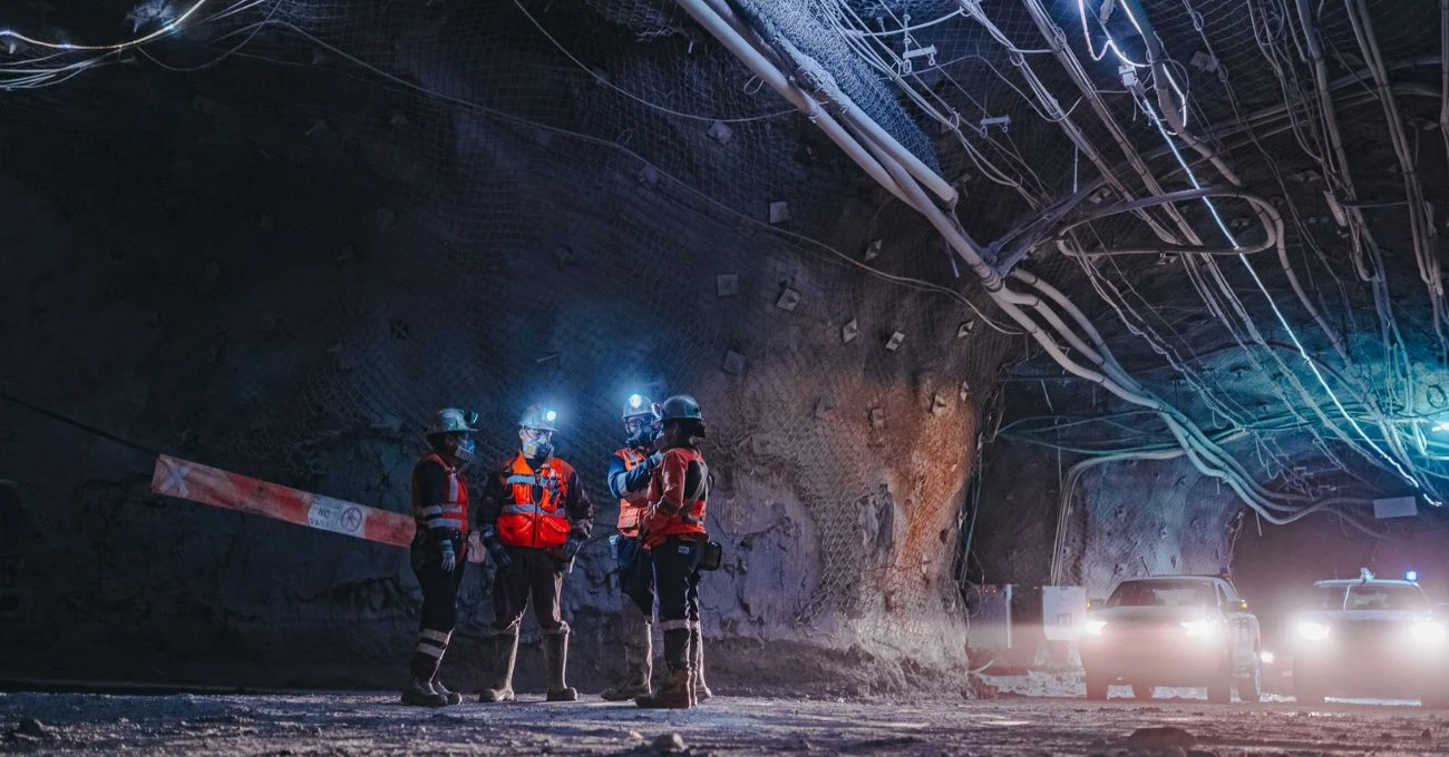 Codelco firma alianza con WASM para impulsar minería subterránea sostenible