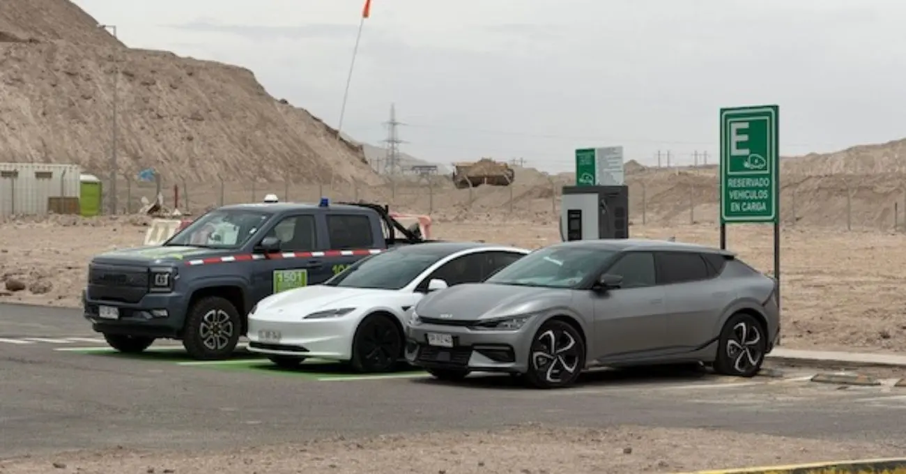 Codelco Ministro Hales avanza hacia la electromovilidad con vehículos y carga eléctrica