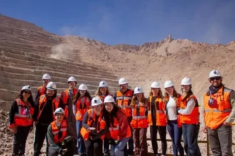 Codelco Salvador: delegación de EE.UU. explora patrimonio minero y operaciones en visita académica internacional