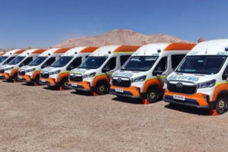 Codelco Salvador suma 10 minibuses eléctricos a su flota sustentable