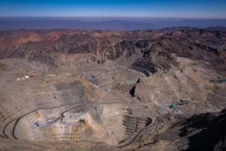 Codelco y Anglo American firman acuerdo definitivo para implementar Plan Minero Conjunto en el distrito Andina-Los Bronces