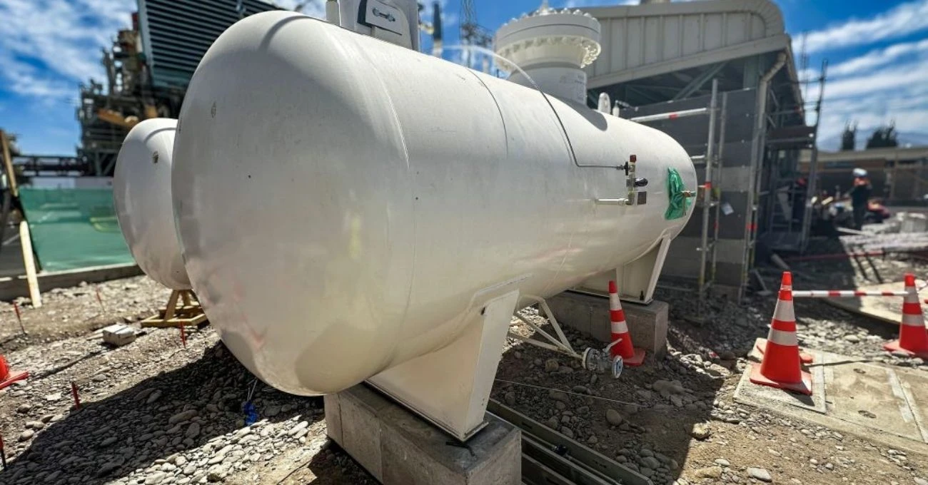 Colbún inaugura primera planta de hidrógeno verde en Chile, marcando un hito hacia la energía sustentable