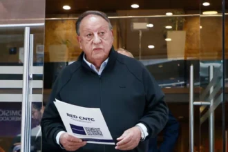 Combustibles: camioneros descartan paro y dan 20 días al Gobierno para definir rebaja de $15 por litro