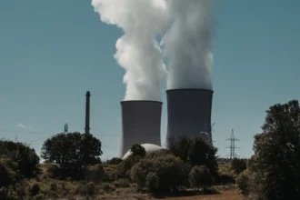 Comisión Europea investiga apoyo estatal a planta nuclear en Rumanía