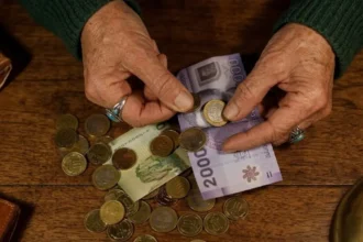 Compensación por Expectativa de Vida: Qué deben saber las mujeres pensionadas en Chile