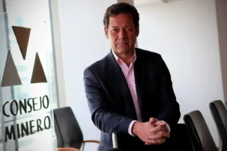 Consejo Minero califica como “tremenda buena noticia para Chile” la fusión Anglo American–Teck