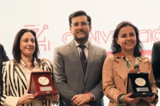 Convención Anual del Instituto de Ingenieros de Minas de Chile destaca compromiso con la innovación y premia a empresa minera