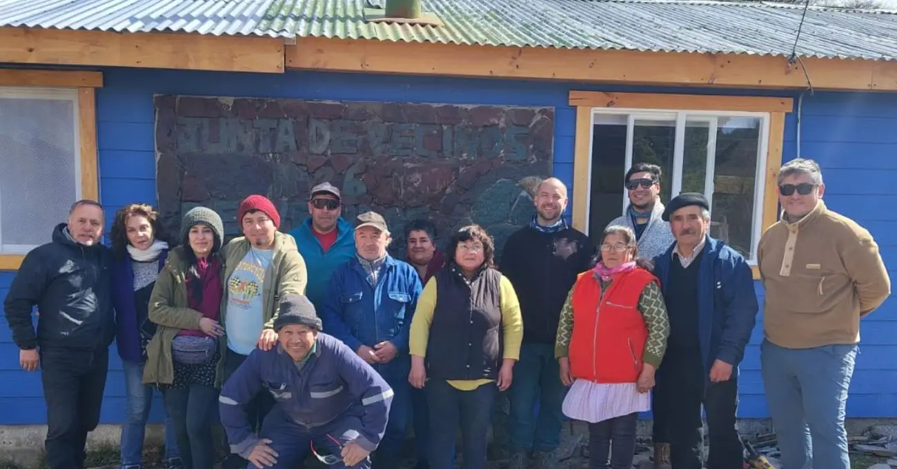 Coyhaique: Mineros artesanales se capacitan en innovadora técnica para trabajar la Aysenita