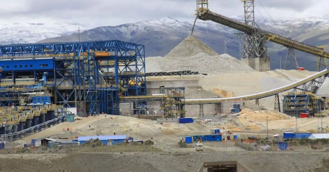 Crecimiento sostenido marca récord en inversión minera peruana en 2025