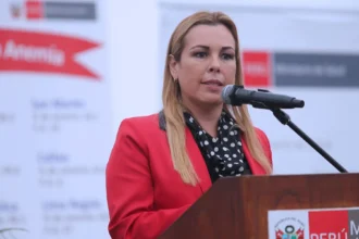 Crítica de Fiorella Molinelli: Congreso no es capaz de reformar la minera