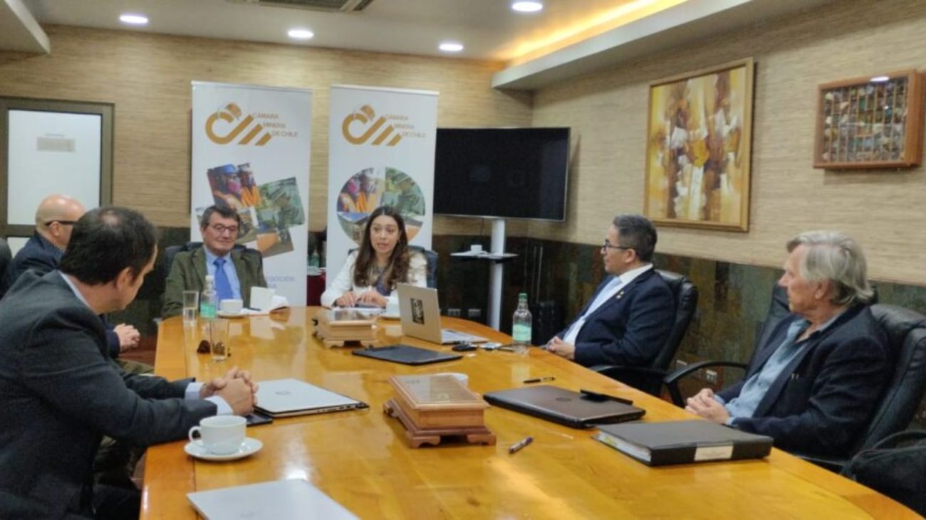 Cumbre Minera Chileno-Mexicana 2025: Expertos Debaten Innovación y Sostenibilidad en la Industria