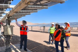 Delegación de Cundinamarca visitó el CDEA-UA en el marco de la Cooperación Chile–Colombia