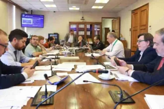 Desalinización: proyecto queda en condiciones de ser votado en Sala tras avance en Hacienda